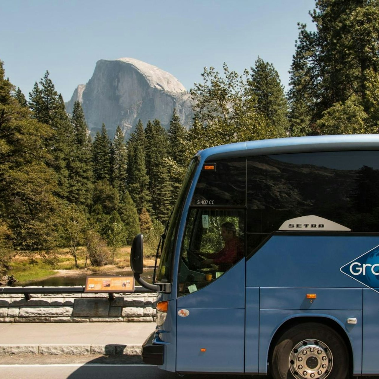 Experience the beauty of Yosemite National Park with effortless travel from San Francisco. Discover stunning landscapes majestic waterfalls and historic sites on a journey designed for nature lovers.